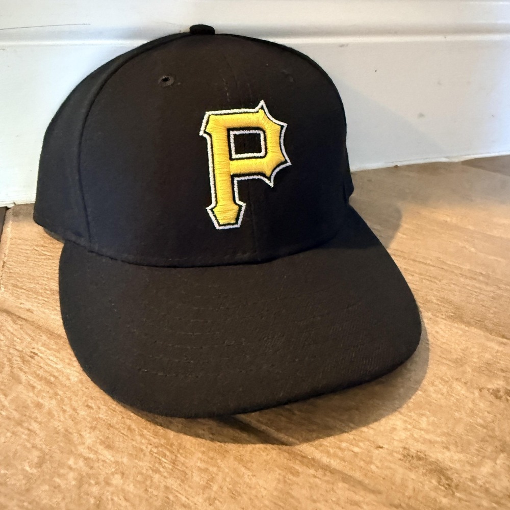 Pirates Pittsburgh Baseball Cap Hat Fitted Mens 7 1/8 Black MLB New Era 5950 USA